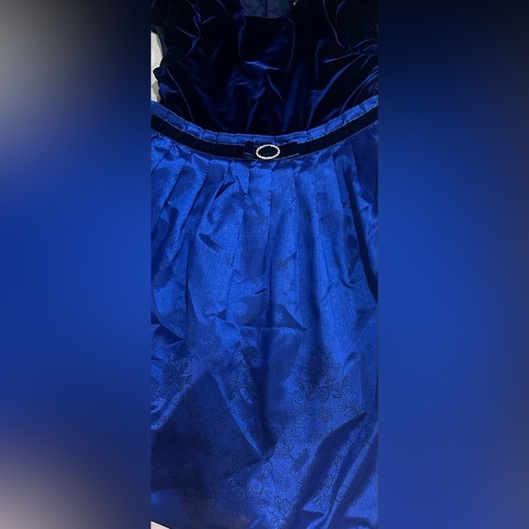 Jona Michelle: Girls Dress- Size 6 - Picture 12 of 13